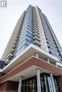 2504 - 15 WELLINGTON STREET S  Kitchener, ON N2G 0E4