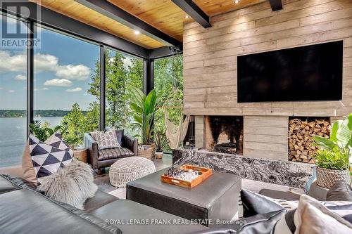 910 Birchview Road, Douro-Dummer, ON -  Photo Showing Living Room