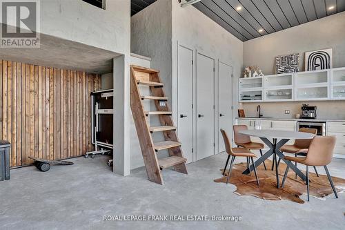 910 Birchview Road, Douro-Dummer, ON - Indoor