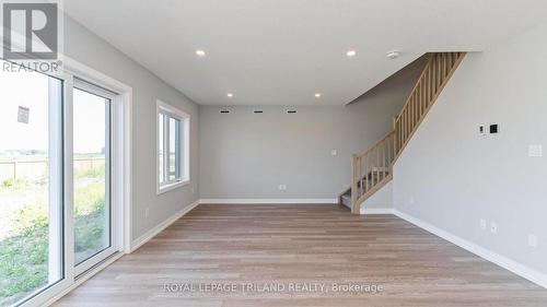 45 Harrow Lane, St. Thomas, ON - Indoor Photo Showing Other Room