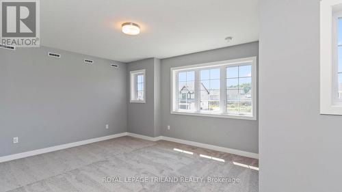 45 Harrow Lane, St. Thomas, ON - Indoor Photo Showing Other Room