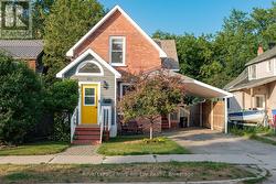 833 MCINTYRE STREET W North Bay (West End), ON P1B 3A2