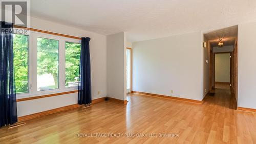 52 Denney Drive, Essa, ON - Indoor Photo Showing Other Room