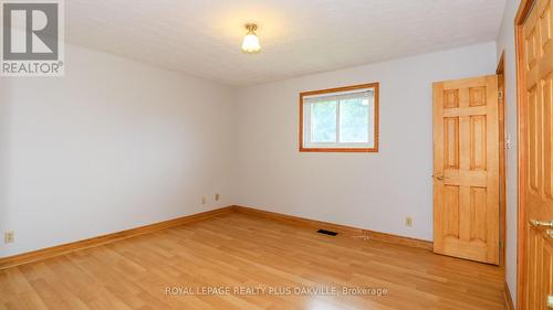 52 Denney Drive, Essa, ON - Indoor Photo Showing Other Room