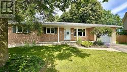 10 BALTIC CIRCLE  Norfolk (Waterford), ON N0E 1Y0