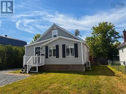364 Queen Street  Truro, NS B2N 2C3