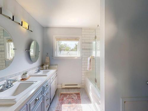 20 Grandview Drive, Wolfville, NS - Indoor Photo Showing Bathroom