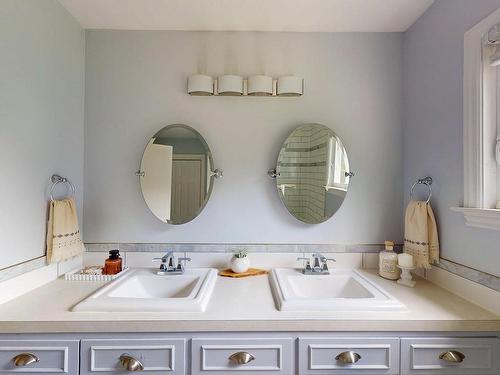 20 Grandview Drive, Wolfville, NS - Indoor Photo Showing Bathroom