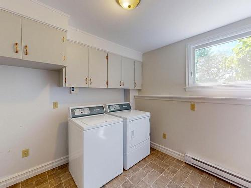 20 Grandview Drive, Wolfville, NS - Indoor Photo Showing Laundry Room