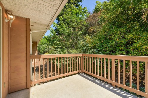 585 Hansen Ave, Langford, BC 