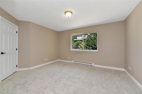 585 Hansen Ave, Langford, BC 