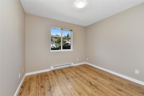 585 Hansen Ave, Langford, BC 