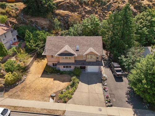 585 Hansen Ave, Langford, BC 
