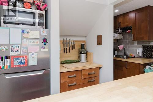 723 Tricklebrook Way, Gibsons, BC - Indoor Photo Showing Other Room