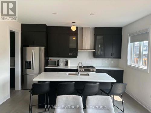 Upper Unit - 218 Mapleside Drive, Wasaga Beach, ON - Indoor Photo Showing Kitchen With Upgraded Kitchen