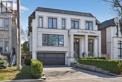 215 ELMHURST AVENUE Toronto, ON M2N 1S2