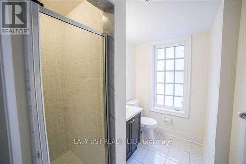 28 Upper Duke Crescent, Markham, ON - Indoor Photo Showing Bathroom