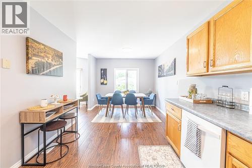 1752 Vicky Circle, Windsor, ON - Indoor Photo Showing Kitchen