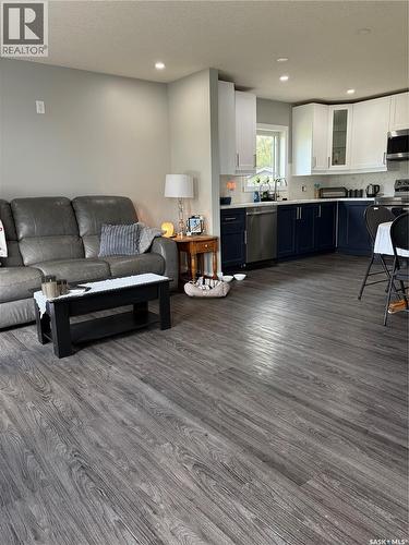 4 Mission Bay, Lebret, SK - Indoor Photo Showing Living Room