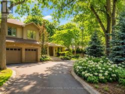 3338 LAKESHORE ROAD W Oakville, ON L6L 6S6