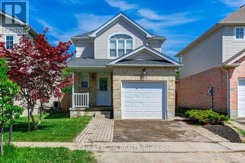 402 Lausanne Crescent, Waterloo, ON - Outdoor