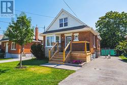 239 ROSEWOOD ROAD  Hamilton, ON L8K 3J5
