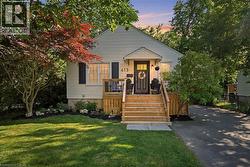 613 CLARK Avenue  Burlington, ON L7S 1P1