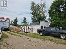 30 MCKENZIE AVENUE Hughenden, AB T0B 2E0
