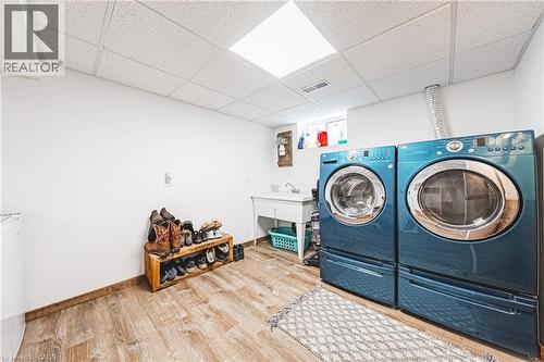 239 Rosewood Road, Hamilton, ON - Indoor Photo Showing Laundry Room
