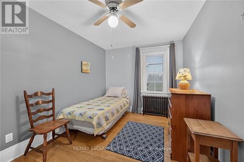 2250 56 Highway, Hamilton, ON - Indoor Photo Showing Bedroom