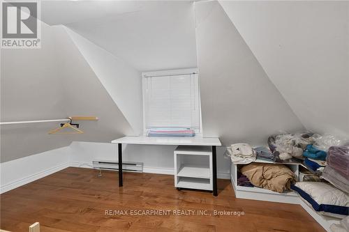2250 56 Highway, Hamilton, ON - Indoor Photo Showing Other Room