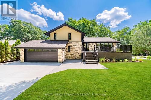 9653 JOANNE AVENUE  Lambton Shores (Grand Bend), ON N0M 1T0