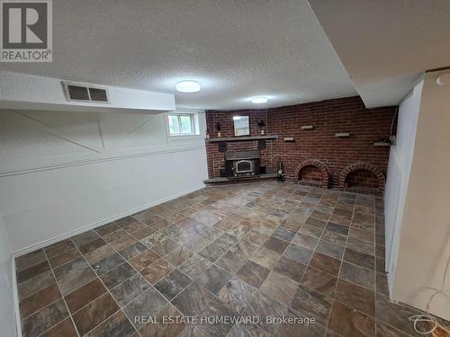 30 BEACON ROAD , Toronto, Ontario M1P 1G7 3