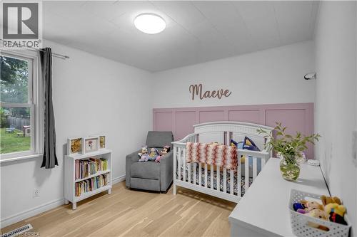 76 Wood Street, Brantford, ON - Indoor Photo Showing Bedroom