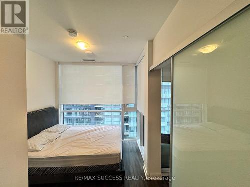1925A - 70 Princess Street, Toronto, ON - Indoor