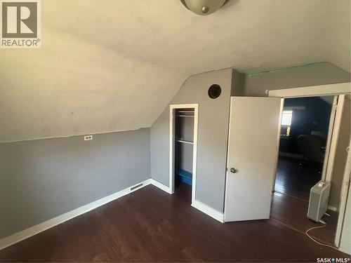 418 4Th Avenue E, Assiniboia, SK - Indoor Photo Showing Other Room