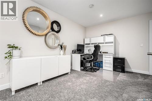 123 Hodges Crescent, Moose Jaw, SK - Indoor Photo Showing Office