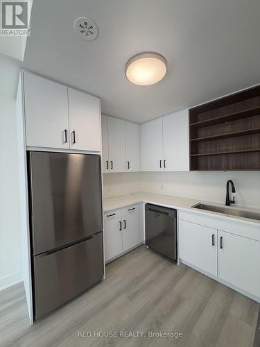 77 Everett Common, St. Catharines, ON - Indoor Photo Showing Kitchen