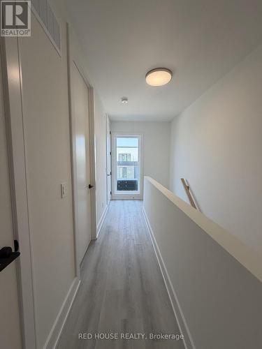 77 Everett Common, St. Catharines, ON - Indoor Photo Showing Other Room