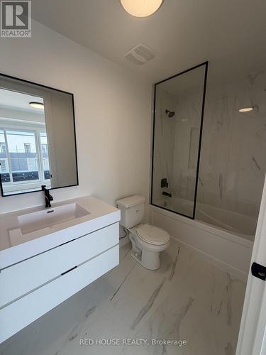 77 Everett Common, St. Catharines, ON - Indoor Photo Showing Bathroom