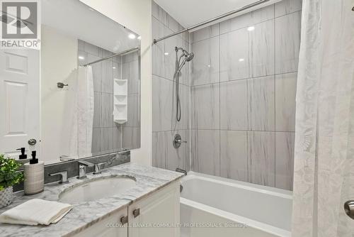 85 Lavina Crescent, Hamilton, ON - Indoor Photo Showing Bathroom