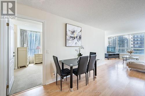 807 - 60 Disera Drive, Vaughan, ON - Indoor