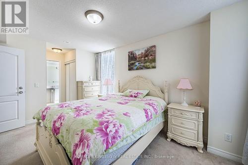 807 - 60 Disera Drive, Vaughan, ON - Indoor Photo Showing Bedroom