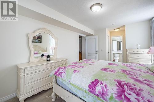 807 - 60 Disera Drive, Vaughan, ON - Indoor Photo Showing Bedroom