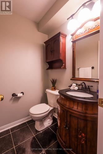 43 Mainland Crescent, Vaughan, ON - Indoor Photo Showing Bathroom