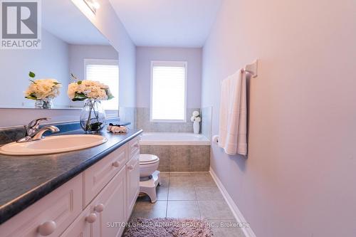 43 Mainland Crescent, Vaughan, ON - Indoor Photo Showing Bathroom