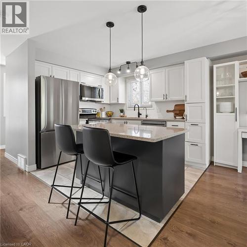 72 Copper Leaf Street, Kitchener, ON - Indoor Photo Showing Kitchen With Upgraded Kitchen