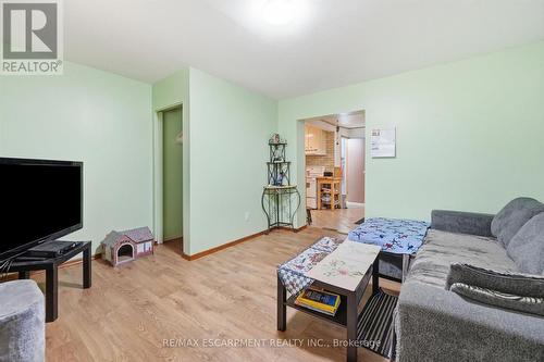 156 Hope Avenue, Hamilton, ON - Indoor
