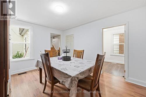 156 Hope Avenue, Hamilton, ON - Indoor Photo Showing Dining Room