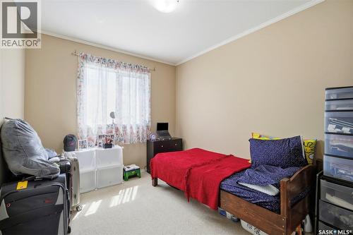 406 225 Hassard Close, Saskatoon, SK - Indoor Photo Showing Bedroom